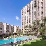 Big Comfy 2 Bedrooms 2 Baths Unit In Downtown La!